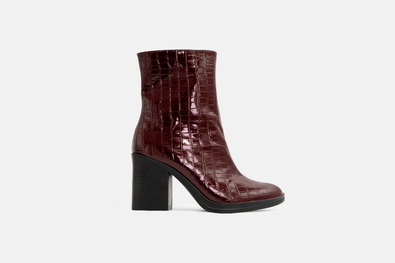 Botin MEDELLIN-2 en cuero charol bordo