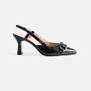 Stiletto CHANEL Negro tiras charol