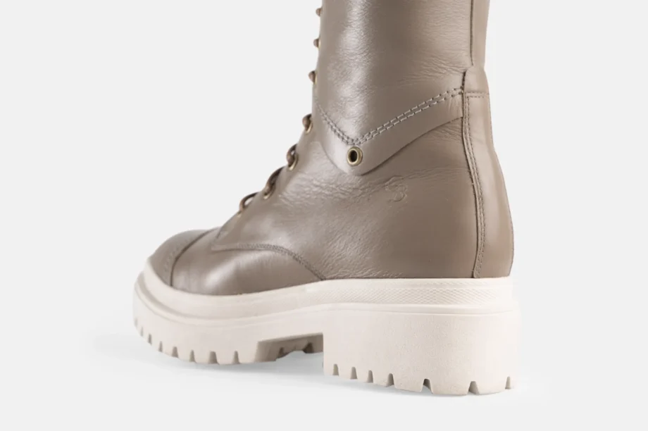 Bota PISA 02 TOPO