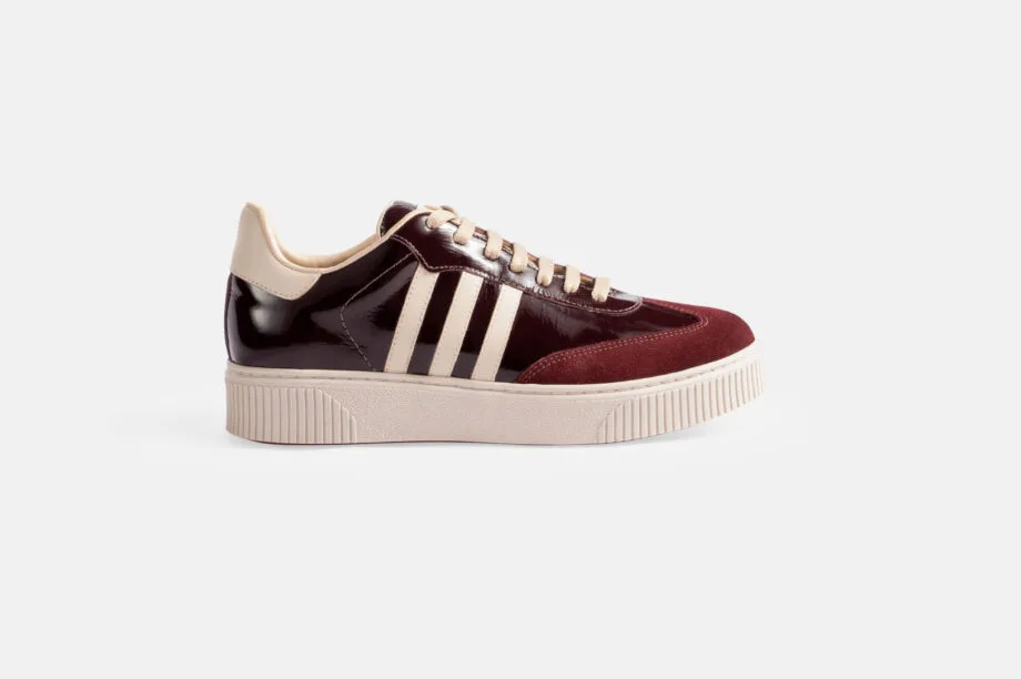 Zapatilla ZAM-04 Guinda con Tiras