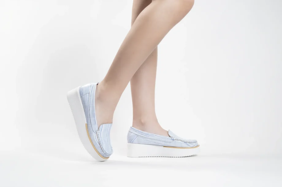 Mocasin MOC 50 Croco Celeste
