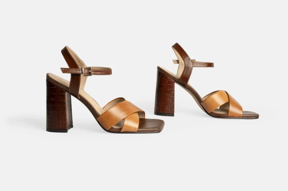 Sandalias EMILIA Caramelo