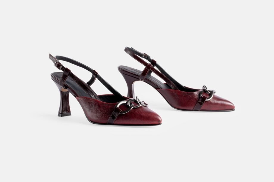 Stilettos CHANEL vino
