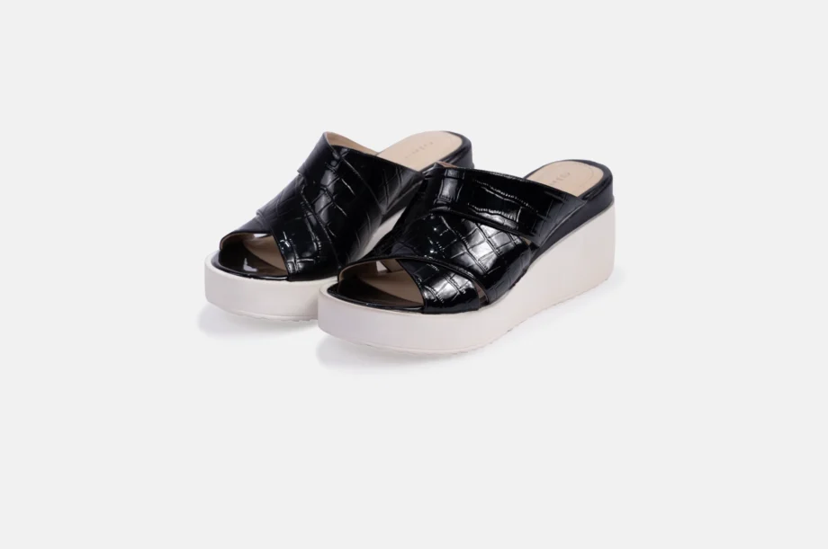 Sandalia PU-2111 Negro Croco Charol