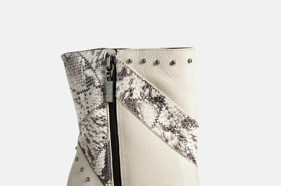 Botin JADE Blanco Culebra Humo