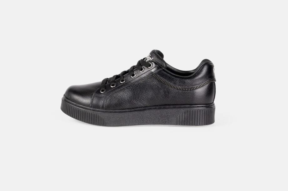 Zapatilla ZA39 de Cuero Negro