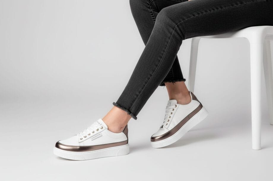 Zapatilla ZA0224 Blanco y Cobre