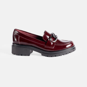Mocasín ZAC-23 cuero charol bordo